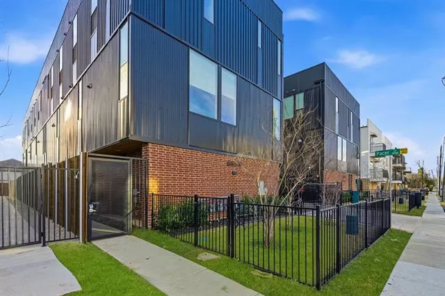 MLS: 21187861 Condo For Sale