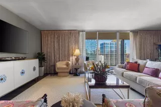 Photo #4: 21188276 Listing