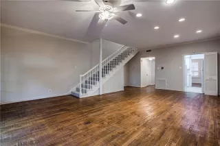 Photo #4: 21188329 Listing 