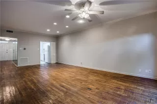 Photo #5: 21188329 Listing 