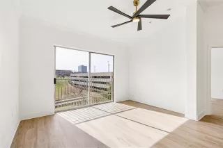 Photo #5: 21188377 Listing 