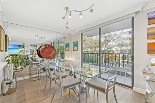 Photo #5: 21188394 Listing 