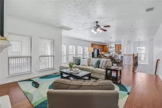 Photo #3: 21188498 Listing 