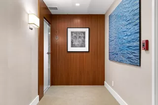 Photo #5: 21188585 Listing 