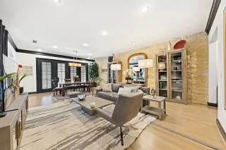 Photo #4: 21188795 Listing 