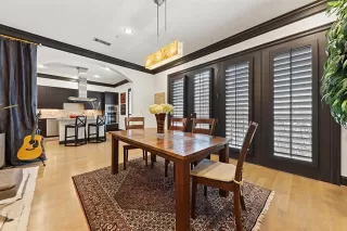 Photo #5: 21188795 Listing 