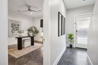 Photo #4: 21188924 Listing