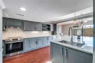 Browse active condo listings in EASTRIDGE TERRACE