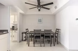 Photo #2: 21189011 Listing