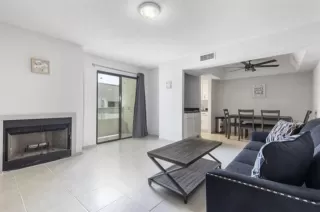 Photo #4: 21189011 Listing