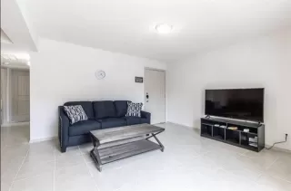 Photo #6: 21189011 Listing