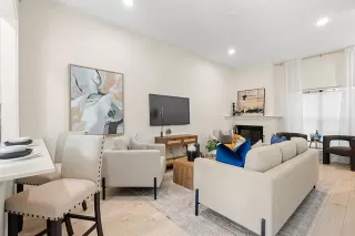 Photo #4: 21189023 Listing