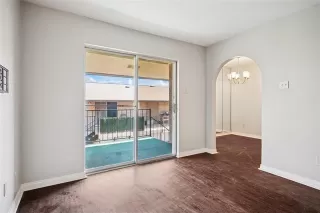 Photo #6: 21189295 Listing 