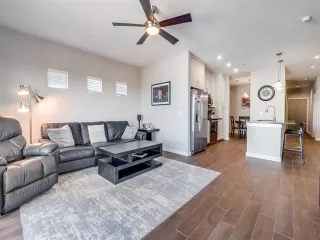 Photo #2: 21189313 Listing