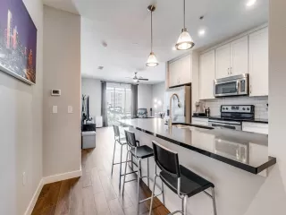 Photo #5: 21189313 Listing