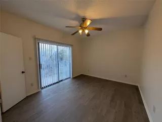 Photo #6: 21189358 Listing