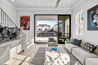 Photo #3: 21189459 Listing 