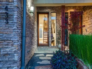 Photo #2: 21189686 Listing 