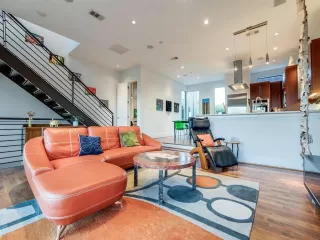 Photo #6: 21189686 Listing 