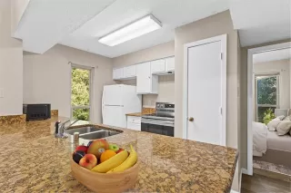 Photo #6: 21189780 Listing