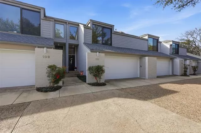 MLS: 21190303 Condo For Sale