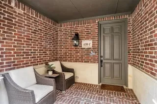 Photo #2: 21190673 Listing 