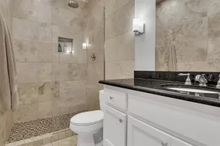 Photo #6: 21190673 Listing 