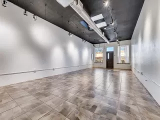 Photo #2: 21191078 Listing