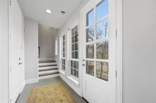 Photo #6: 21191401 Listing 