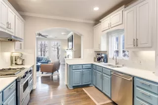 Photo #3: 21191772 Listing 