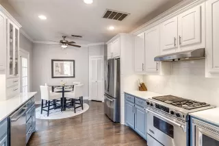 Photo #6: 21191772 Listing 