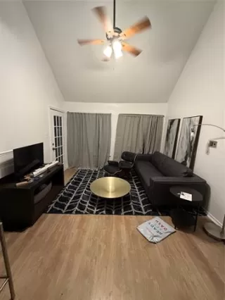 Photo #3: 21191790 Listing 