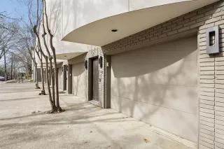 Photo #2: 21192078 Listing 