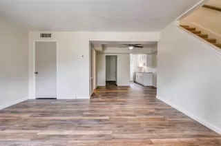 Photo #5: 21192353 Listing 