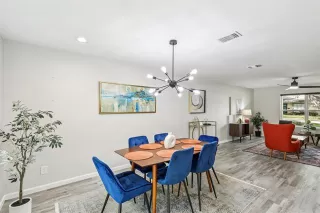 Photo #6: 21192502 Listing 