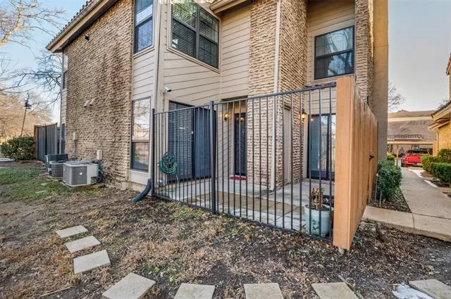 MLS: 21193684 Condo For Sale