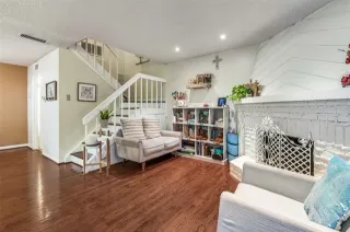 Photo #6: 21193684 Listing