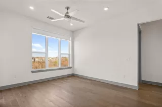 Photo #6: 21193801 Listing 