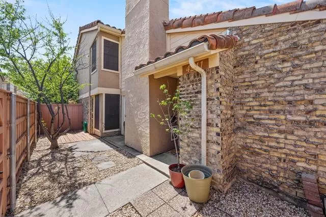 MLS: 21193890 Condo For Sale