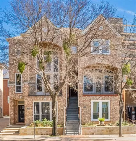 MLS: 21193899 Condo For Sale