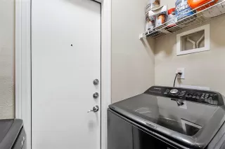 Photo #5: 21194088 Listing