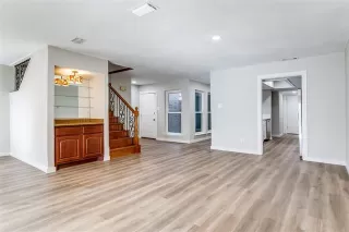 Photo #4: 21194192 Listing 