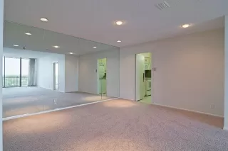 Photo #5: 21194578 Listing