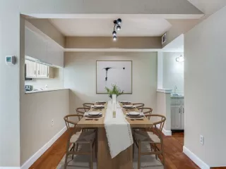 Photo #6: 21194725 Listing