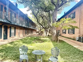 Photo #3: 21194792 Listing 