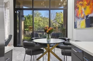 Photo #2: 21195105 Listing 