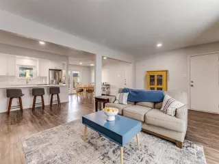 More Details about MLS # 21195242 : 6037 SANDHURST LANE #C