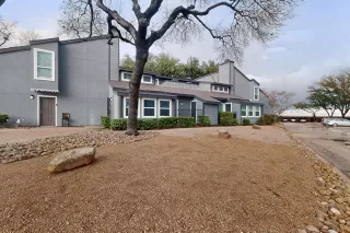 Photo #5: 21195248 Listing 