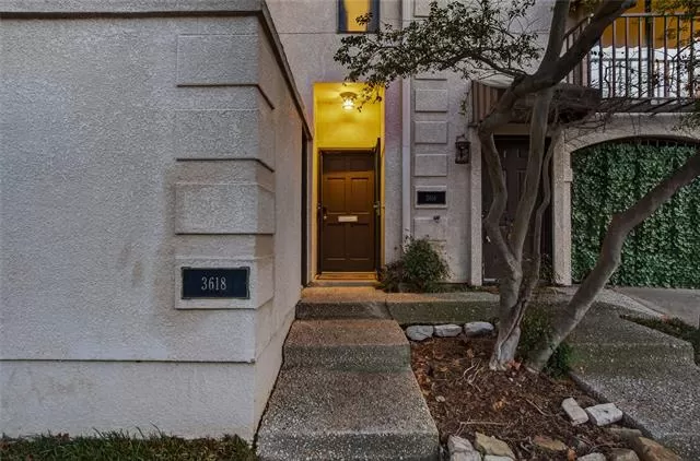 MLS: 21195356 Condo For Sale