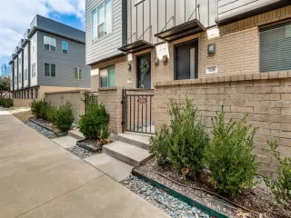 Photo #2: 21195457 Listing 